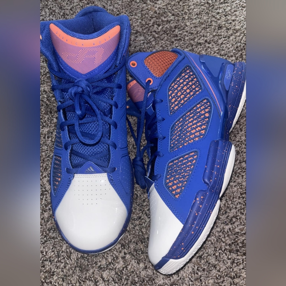 Adidas Derrick Rose sneakers